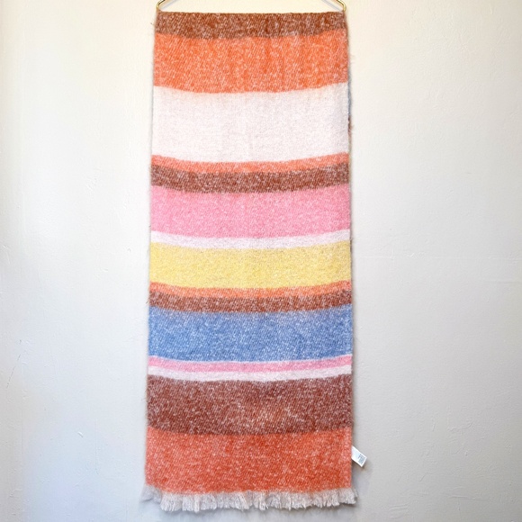 AE | Pastel Rainbow Color Block Stripes Fuzzy Fringe VSCO Blanket Wrap Scarf - Picture 3 of 6